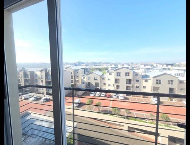 2 BEDROOM APARTMENT FOR SALE IN TYGER WATERFRONT
